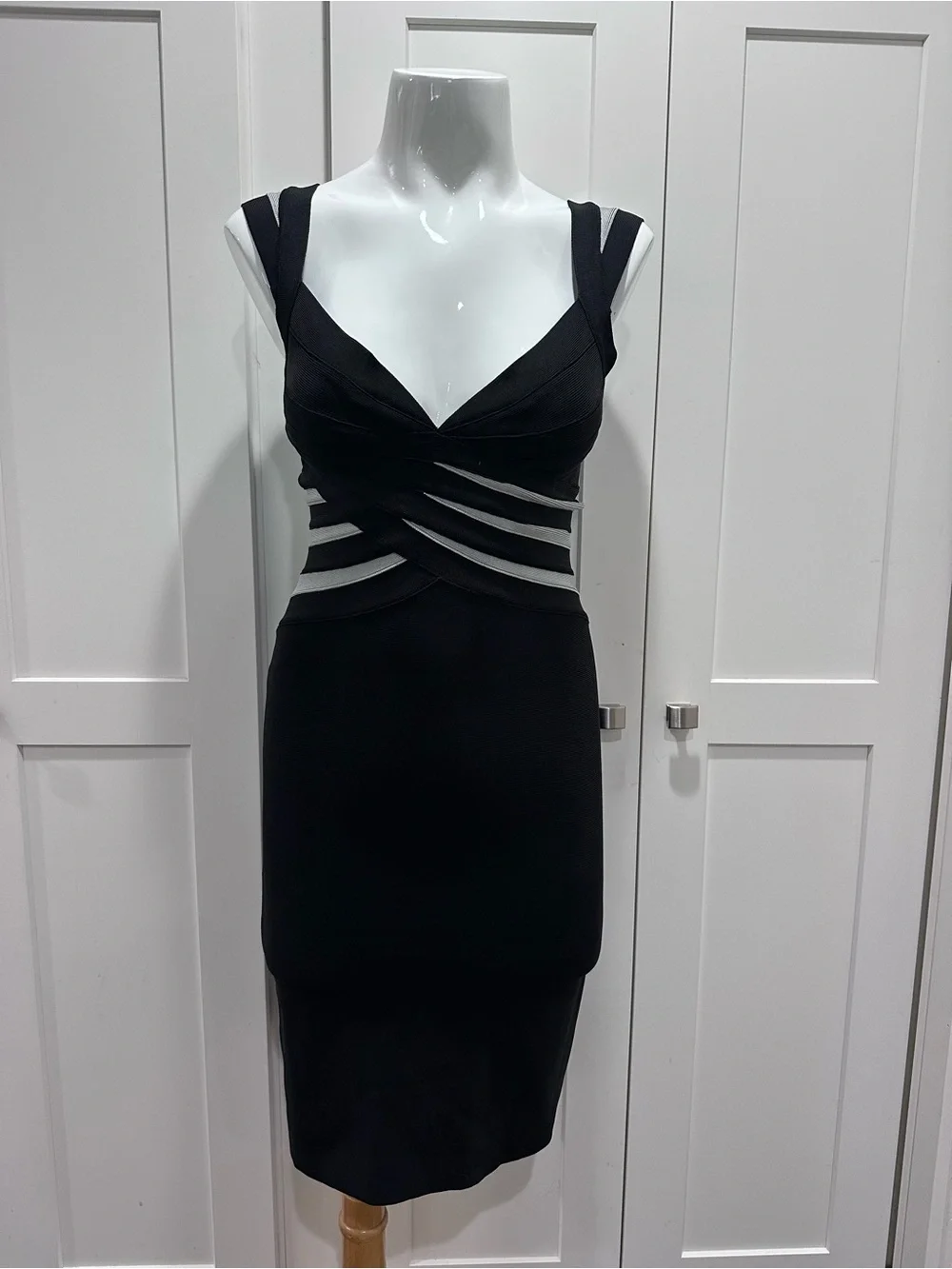 Herve Leger Black Bandage V-Neck Bodycon Dress - Picture 2 of 7